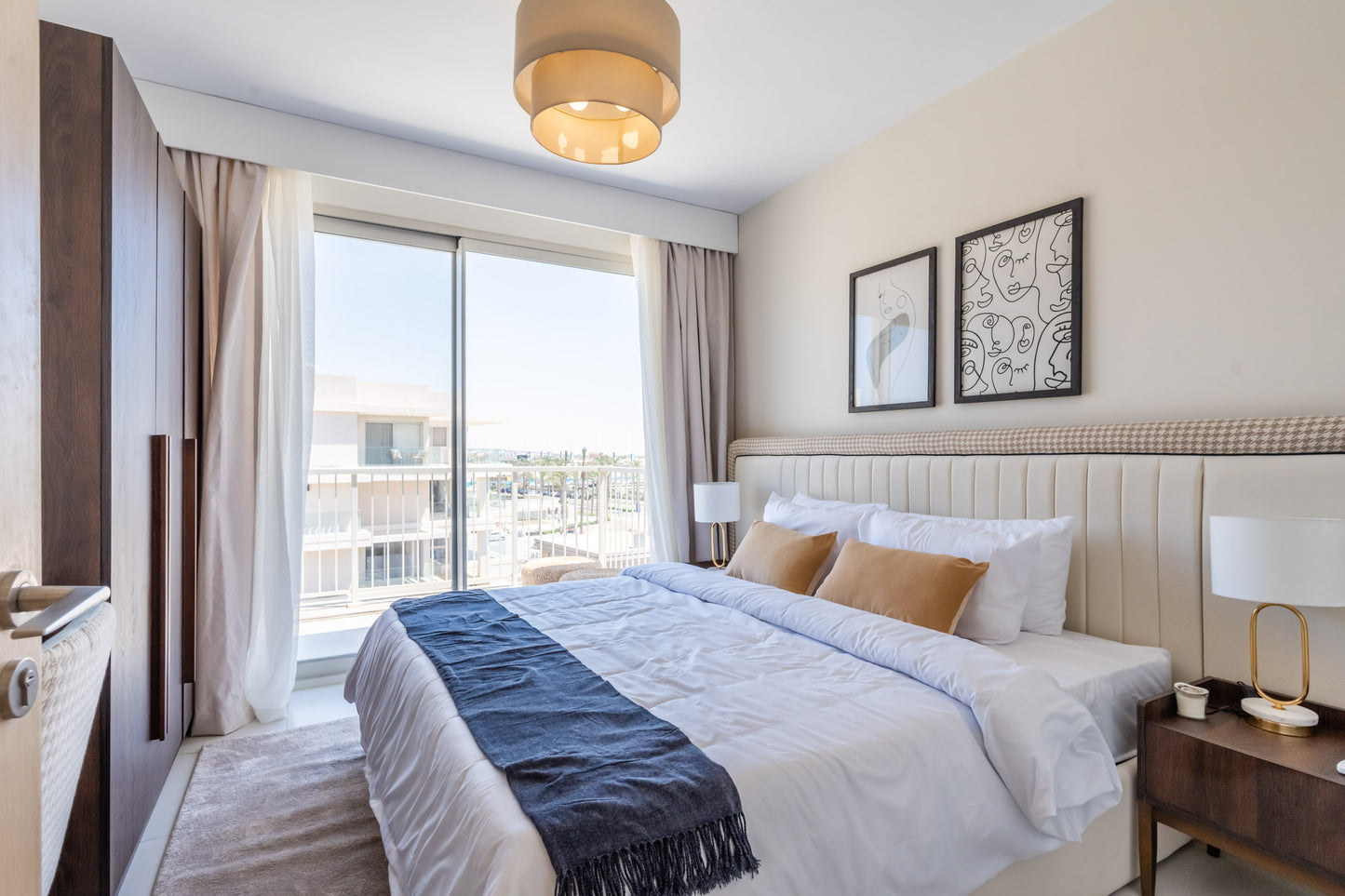 CHECKER BEDROOM